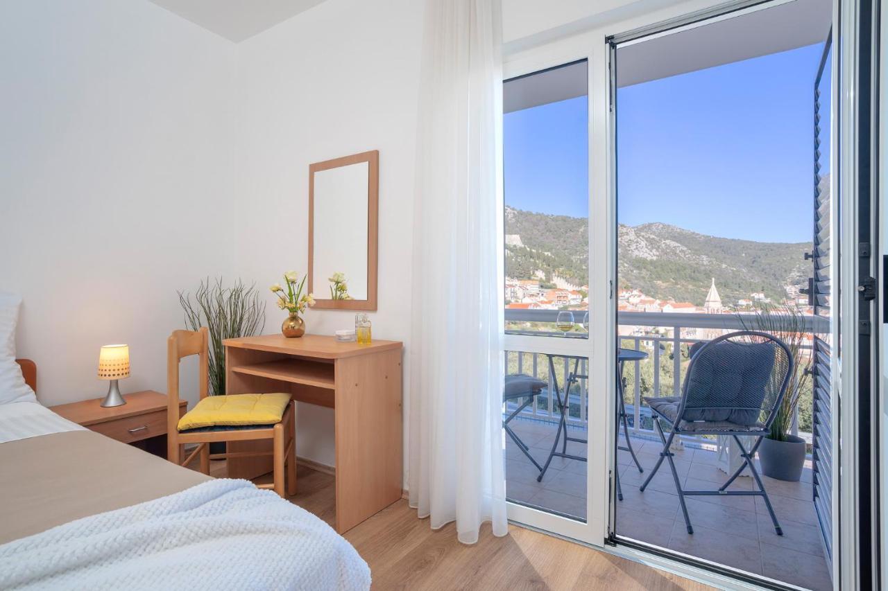Novak Guesthouse - Zf Hvar Хвар Экстерьер фото