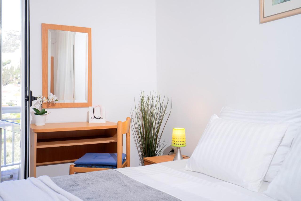 Novak Guesthouse - Zf Hvar Хвар Экстерьер фото