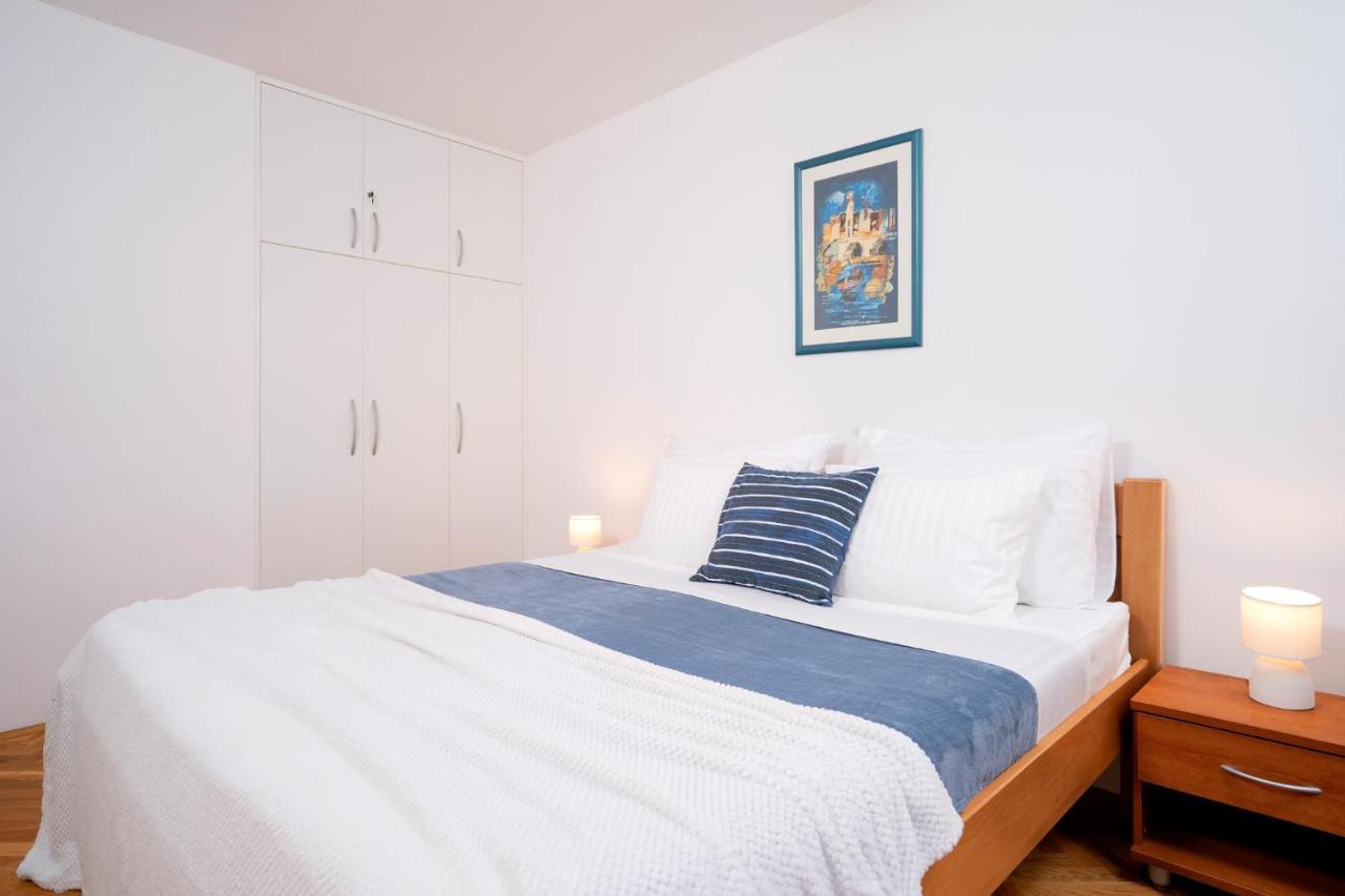 Novak Guesthouse - Zf Hvar Хвар Экстерьер фото