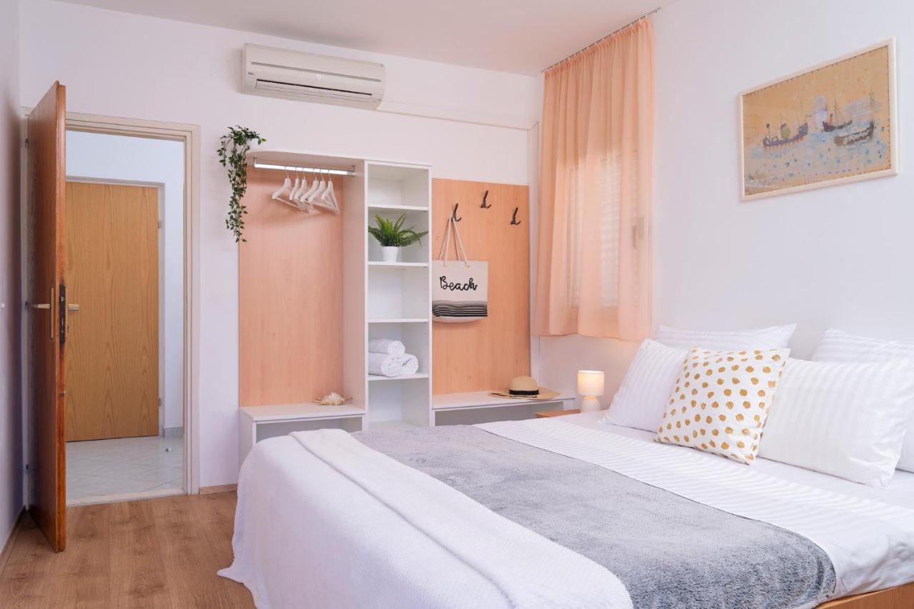 Novak Guesthouse - Zf Hvar Хвар Экстерьер фото